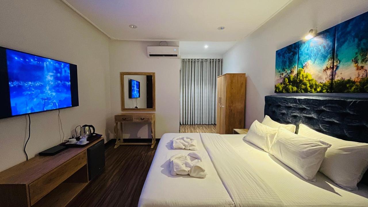 Beverly Beach Mirissa Hotel Exterior foto